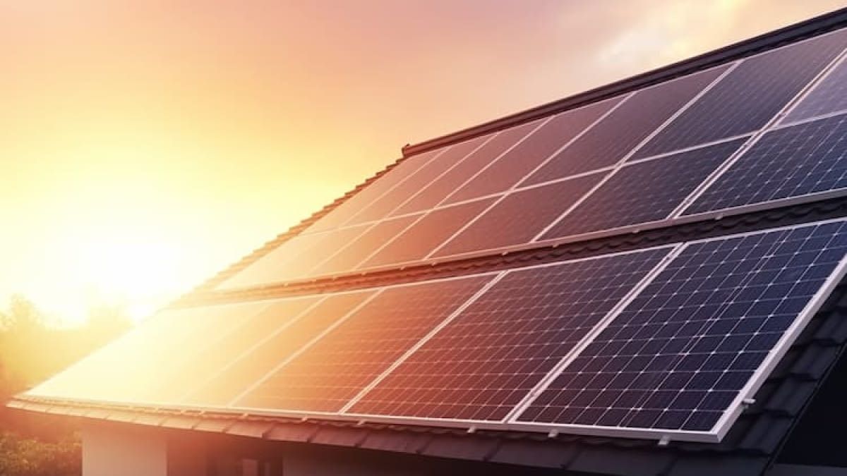 Climatisation et les panneaux solaires : la solution énergétique durable de Frigotec Belgique en 2025